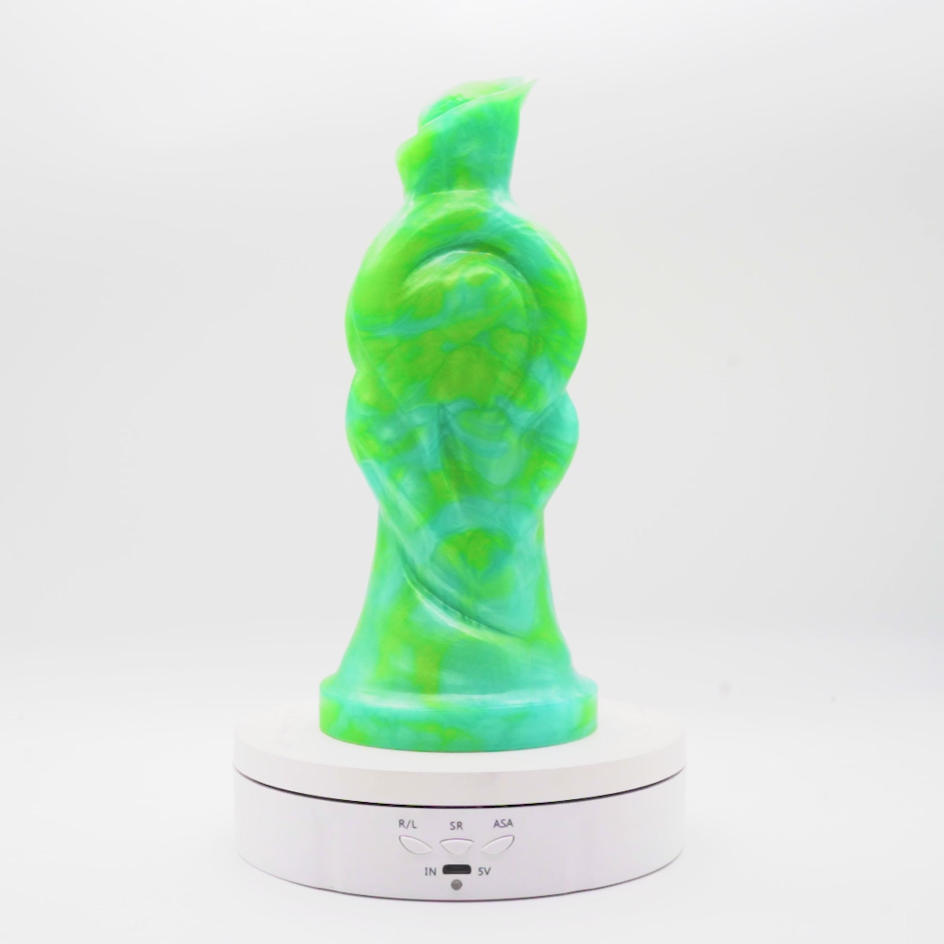 Video of Amphora dildo on a spinning base