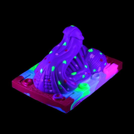 Premade DOMINUS the Knotted Demon Grinder - Medium - UV