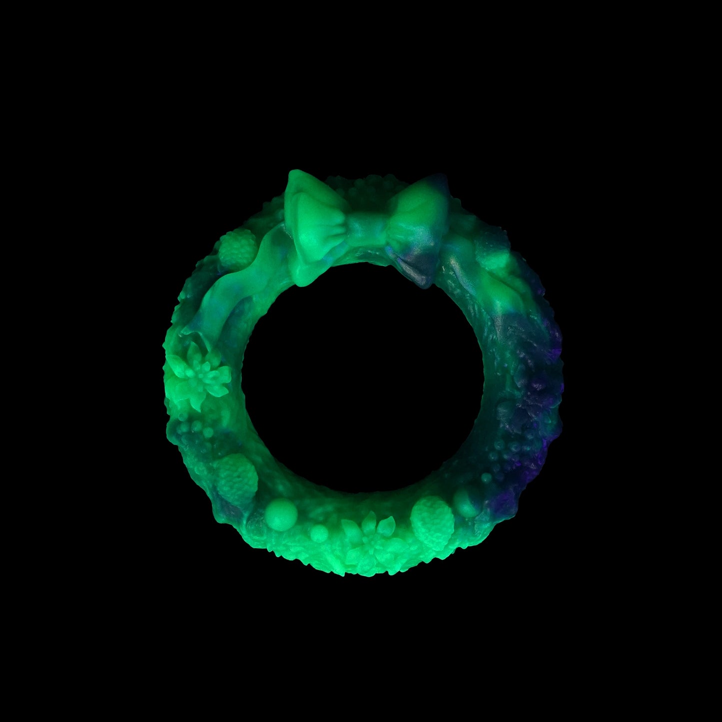 Premade Frasier Firm the Christmas Wreath Cock Ring - Soft (UV)