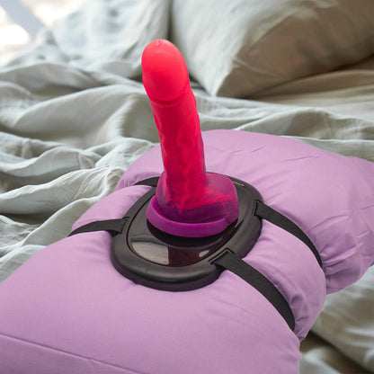 Harry Penis Dildo on solo saddle dildo mount