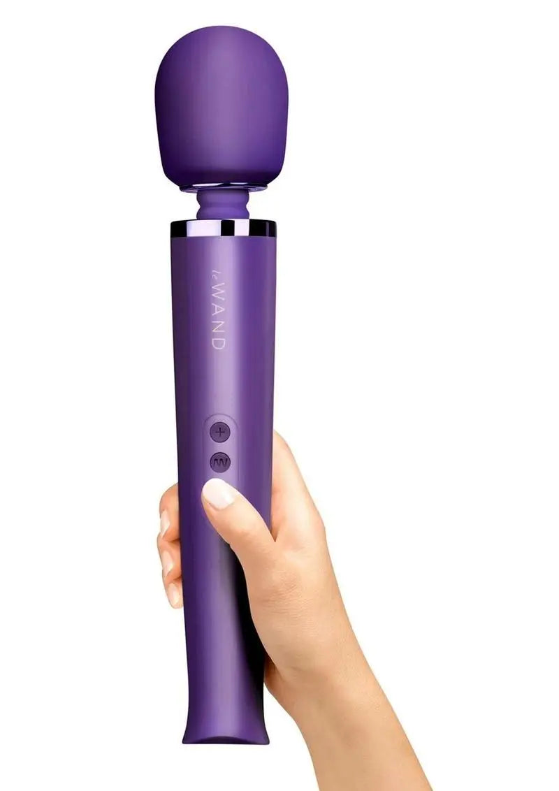 Le Wand Rechargeable Silicone Massager With Ergonomic Design Shop Erotic