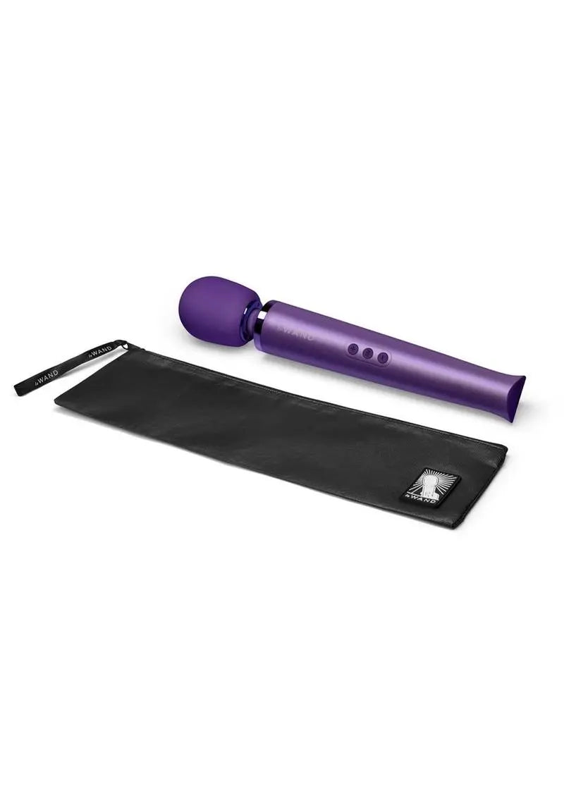 Le Wand Rechargeable Silicone Massager With Ergonomic Design Shop Erotic