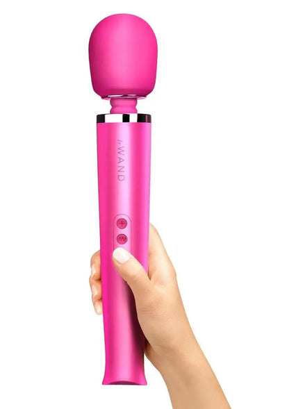 Le Wand Rechargeable Silicone Massager With Ergonomic Design Shop Erotic