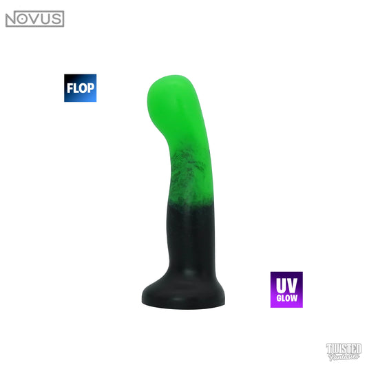 Flop Novus the Novice Dildo - Medium - Suction Cup (UV)