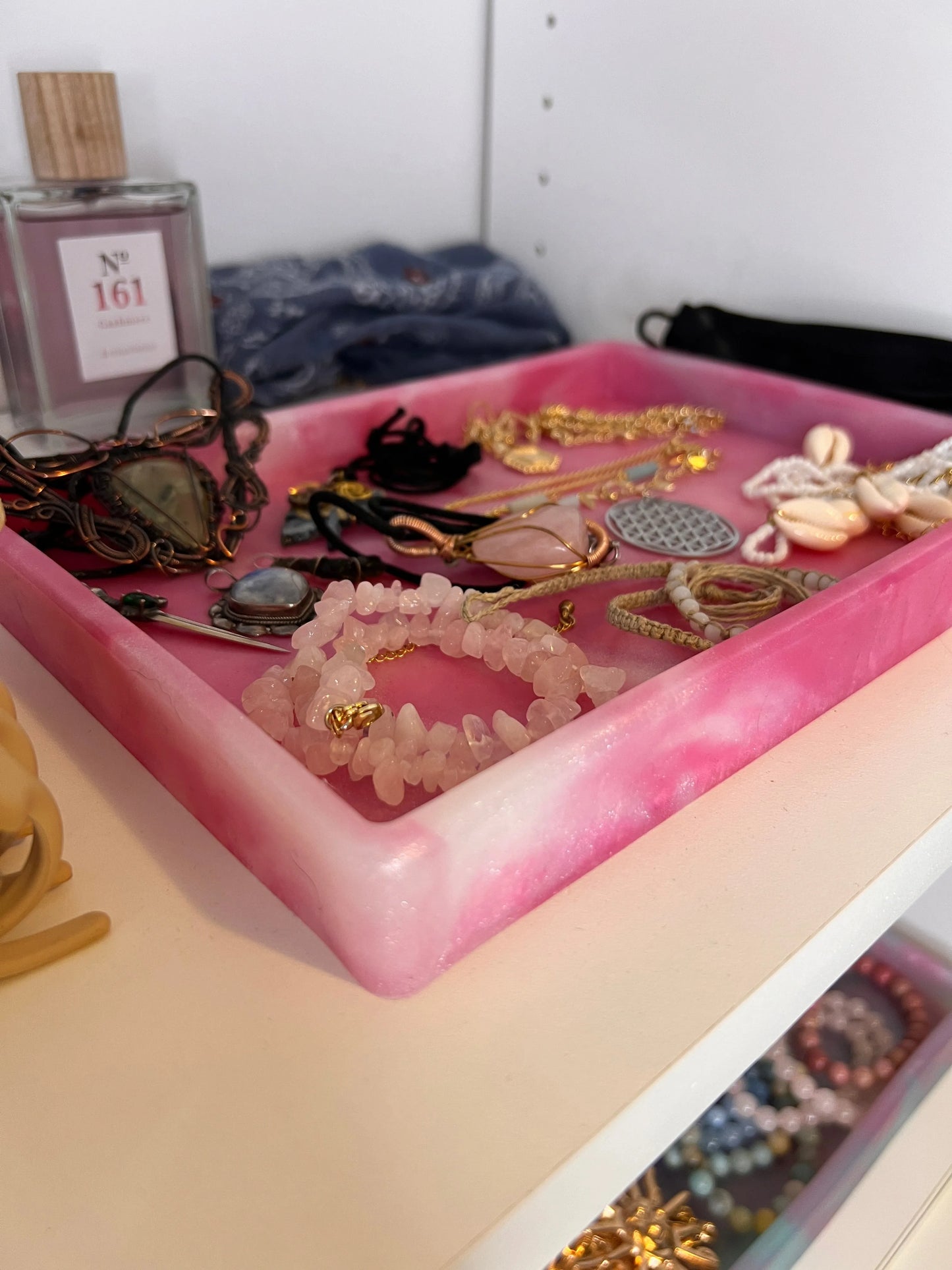 silicone tray organizing jewelry